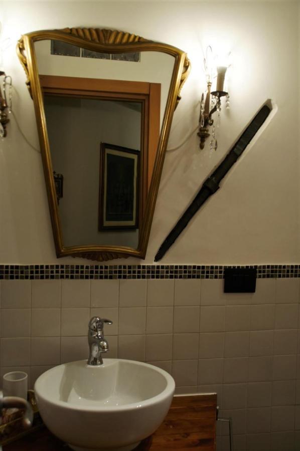 Apartament Ipazia House Genua Zewnętrze zdjęcie
